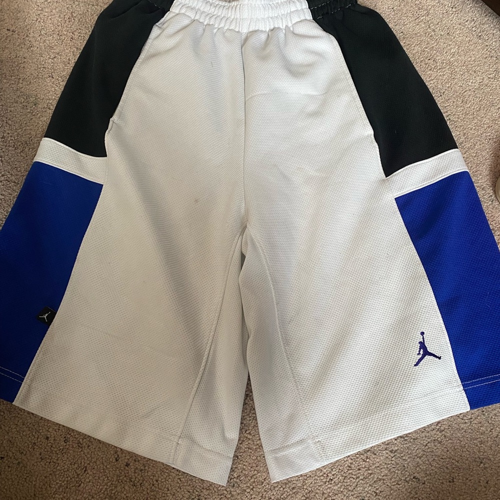 Jordan shorts size S